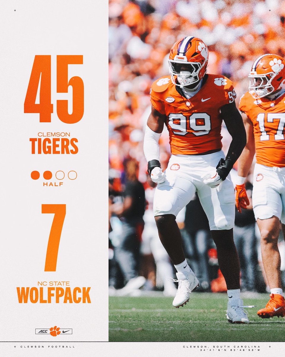 ClemsonFB's tweet photo. 🔘🔘⚪️⚪️ https://t.co/HspSwi57yR