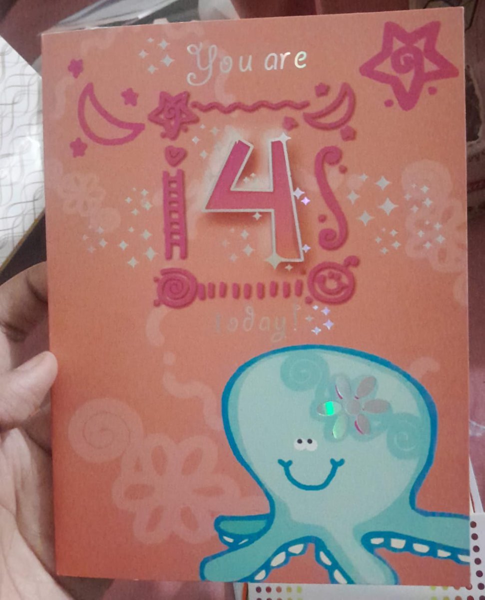 ruhan_q's tweet photo. got this birthday card for my friend who turned 25 😊 https://t.co/spKxVKmRx5