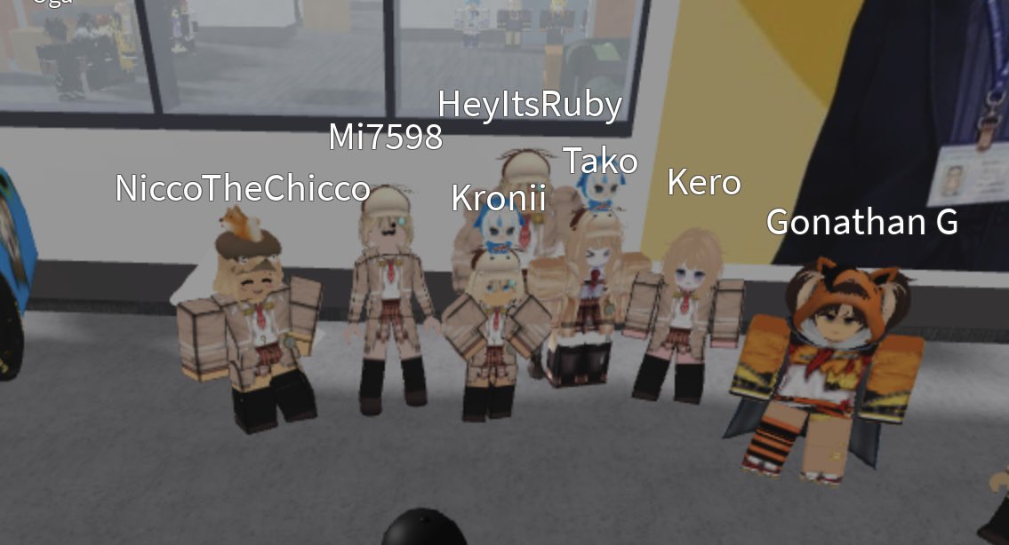 NotAcroL's tweet photo. #HoloBlox 

THANK YOU CYAN FOR ORGANIZING THIS EVENT! 

Here are all the pics I took 🧵 https://t.co/HEavOWlQMk