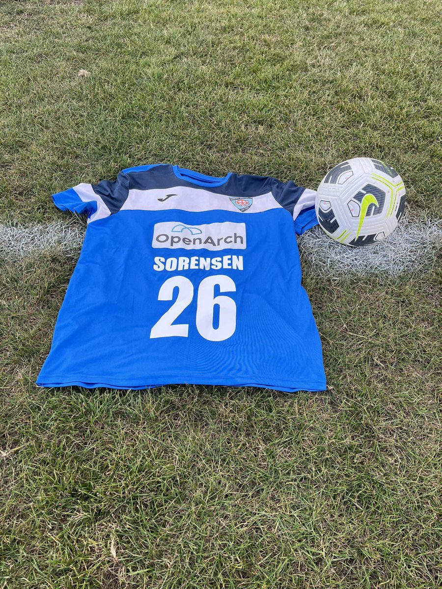 SwavOfficial's tweet photo. Final send off for the boy 🕊️ the boys did him proud today 🩵 #UpTheSwavo #RIPGeorge #GS26 https://t.co/DxUyWzXlwQ