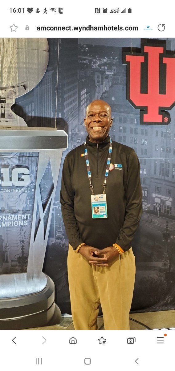 Calvin57Scott's tweet photo. @joelklatt @IlliniFootball @HuskerFootball Hey JK , this is ur Buddy from Indy and the Big10 Football Championship  , are u serious  /sure that Q.Ewers is a top 5-10 pick
in the NFL draft  ??? , Heisman conversation  ???, just asking ... https://t.co/lZj5jgvQo3
