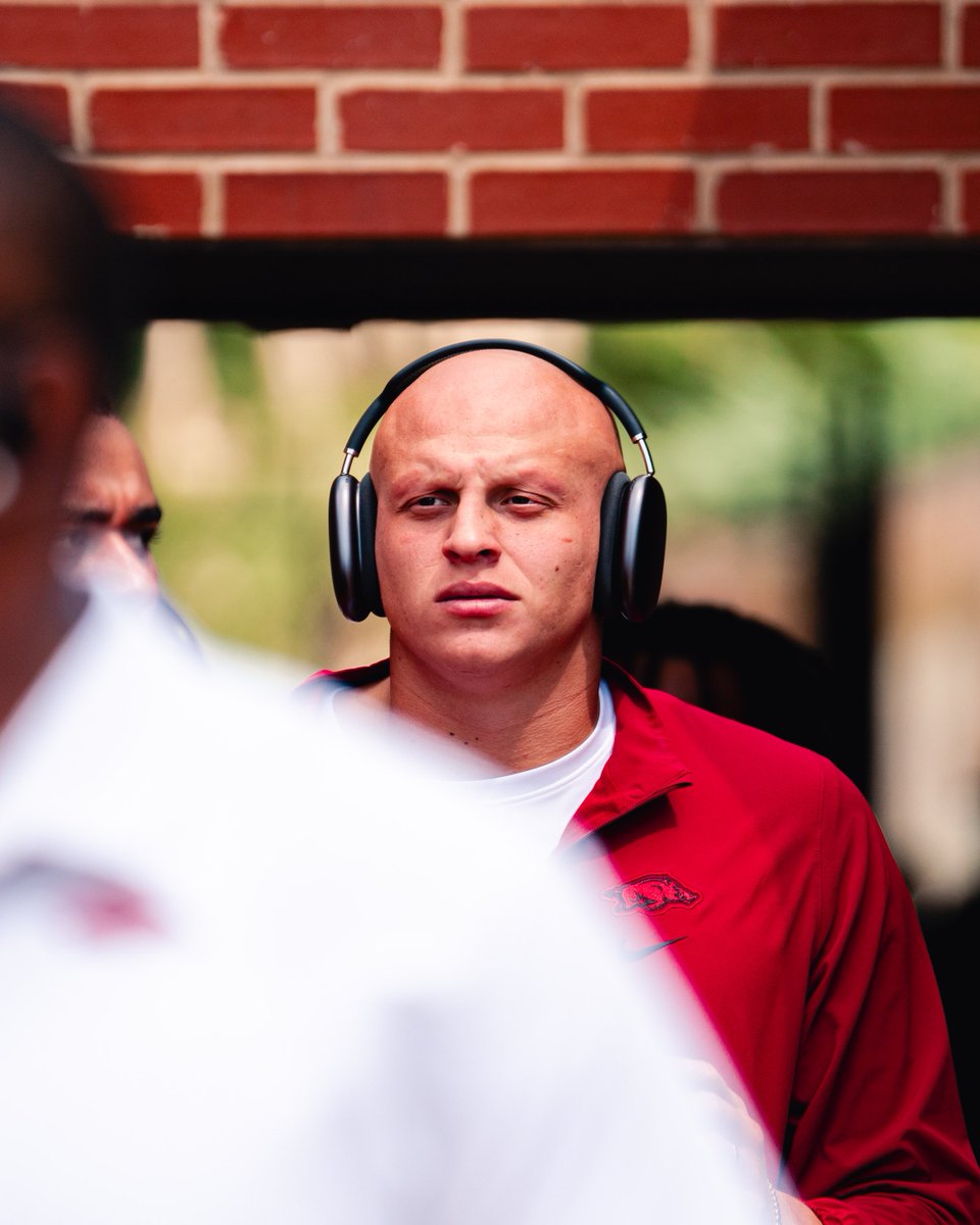 RazorbackFB's tweet photo. Jordan-Hare Stadium 📍 https://t.co/AYyKzS5sxg
