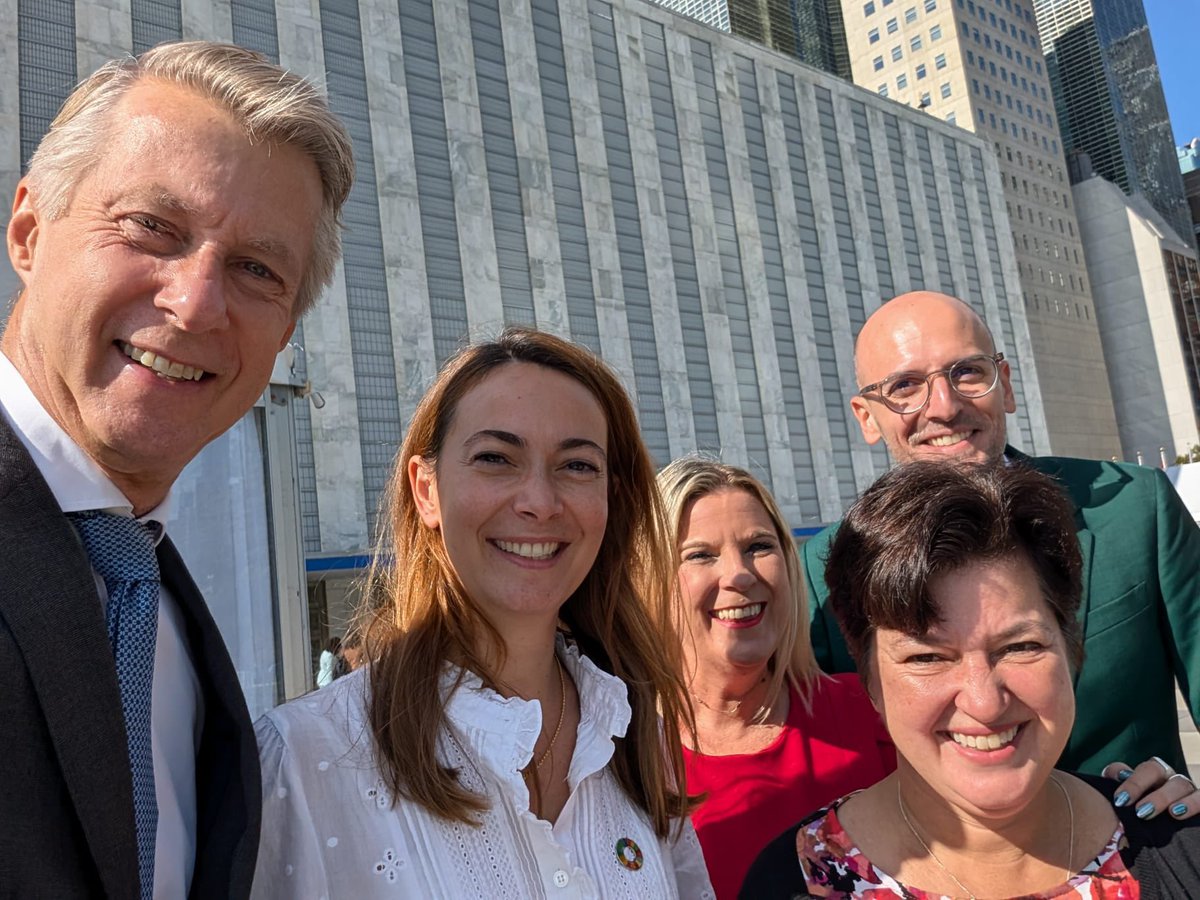 A busy day at Summit of the Future Action Day today - great to have the opportunity to talk about the power of digital and the importance of addressing handset affordability to help bridge the digital divide. #DigitalFutureForAll  #SDGdigital #GlobalGoals