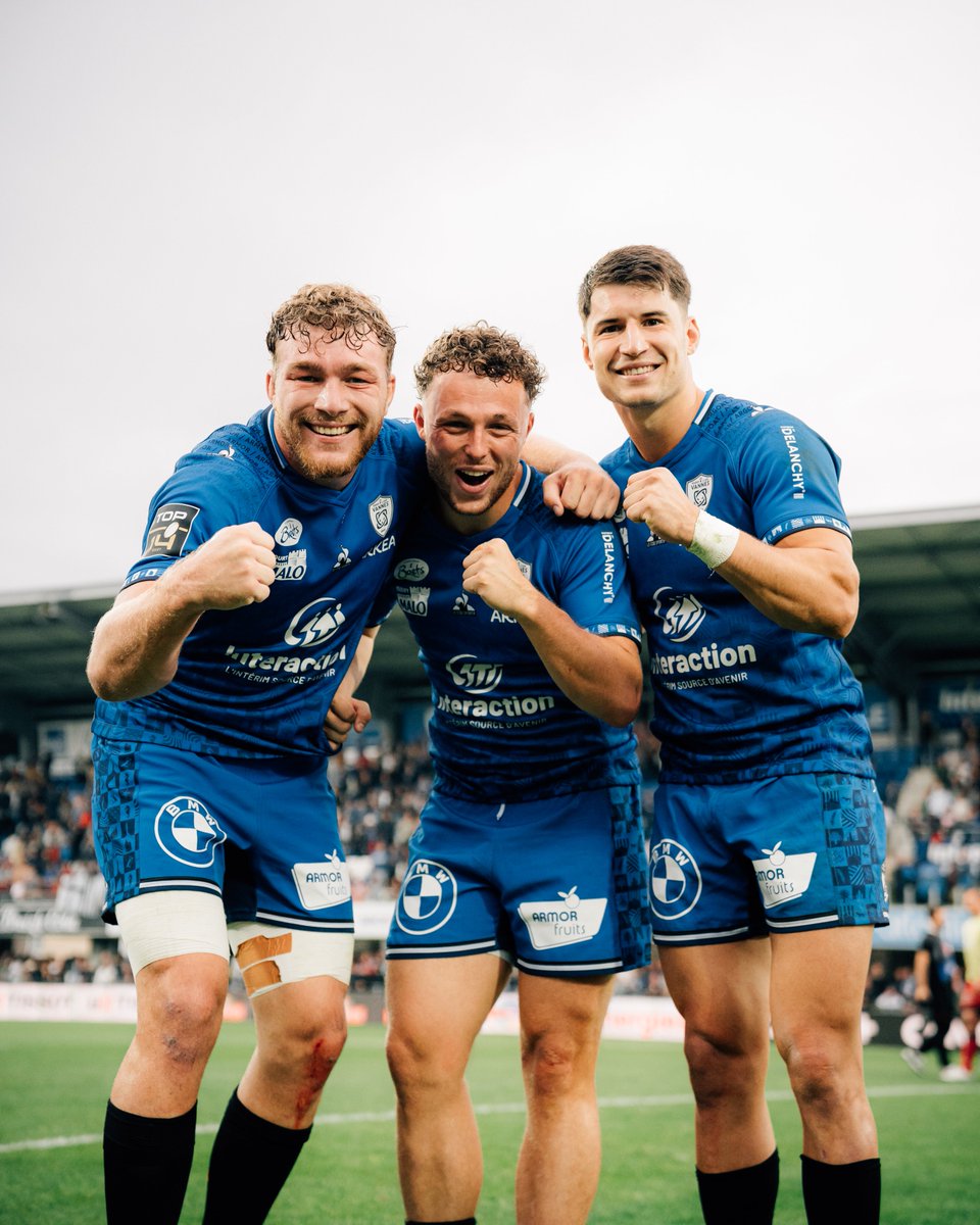 RugbyClubVannes's tweet photo. 𝟐𝟑 𝐠𝐮𝐞𝐫𝐫𝐢𝐞𝐫𝐬 𝐩𝐨𝐮𝐫 𝐮𝐧𝐞 𝐯𝐢𝐜𝐭𝐨𝐢𝐫𝐞 𝐡𝐢𝐬𝐭𝐨𝐫𝐢𝐪𝐮𝐞 💙

#FiertéBretonne https://t.co/k87kvfUmPY