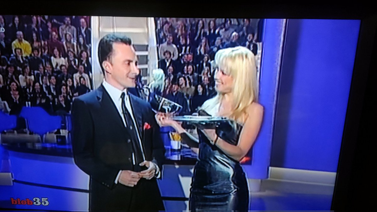 unoenessunoe's tweet photo. Avete più rivisto #Luttazzi in televisione? (Si è stato l'editore liberale a cacciarlo via) #blob https://t.co/SQUyR72FWu