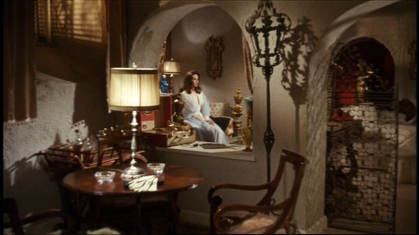 JamesStoorie's tweet photo. BLACK SABBATH (1963).
Rosy's apartment rivals Olga's in 'Suspiria' as 'homes in horror cinema where I would most like to live'.
#horror #gothic #idealhome #apartment #Italy #mariobava #horroranthology #lifestyle https://t.co/Cjikgx5C3M