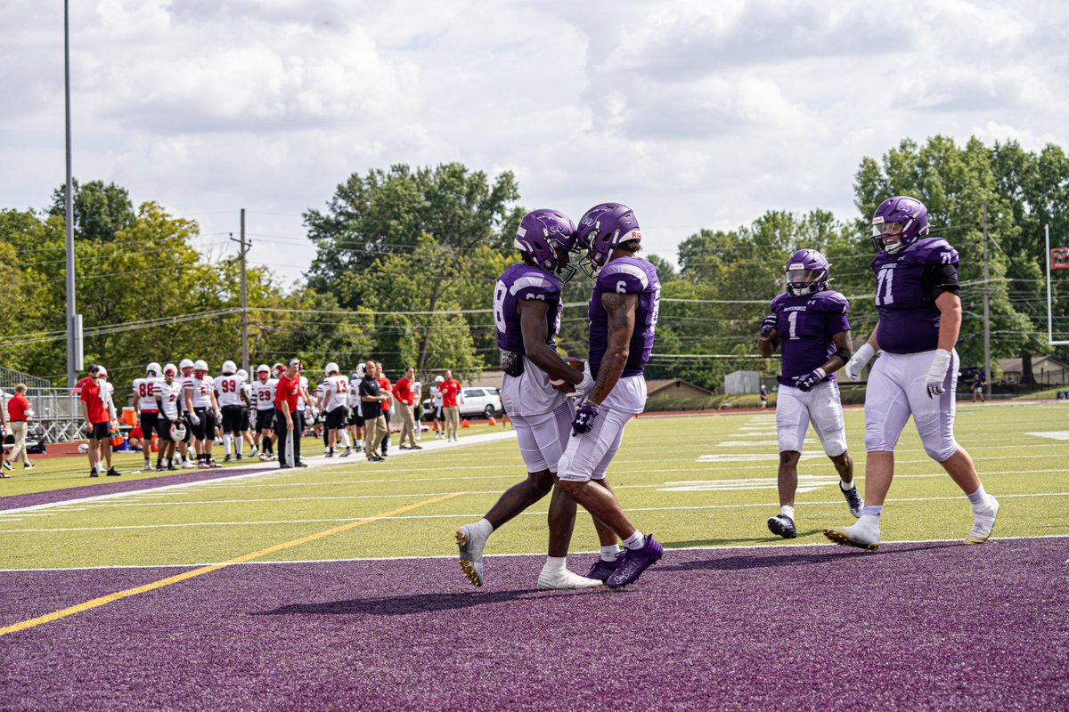 It’s all Bearcats right now 😎
22-7 Mckendree 

#BearcatsUnleashed