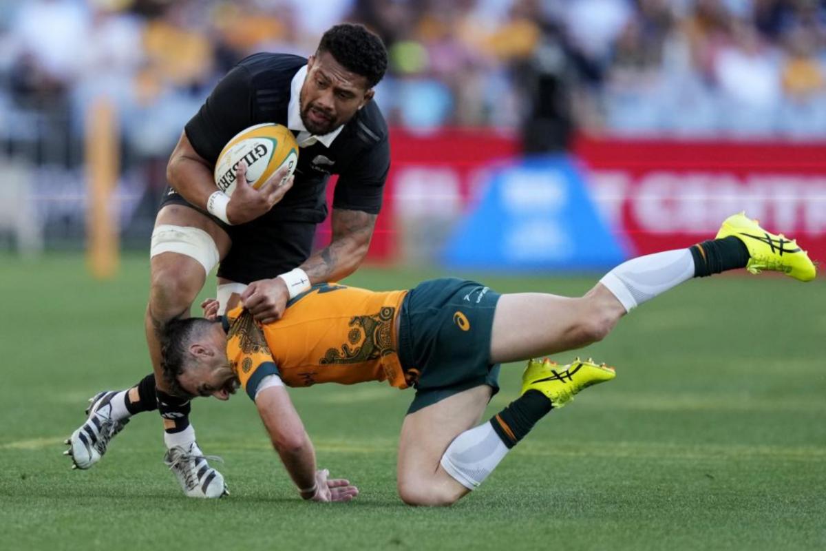 keru_19's tweet photo. Nueva Zelanda se llevó la Bledisloe Cup ante una Australia que mejoró https://t.co/yZKpk9MTLT https://t.co/wh1AGZXzLU