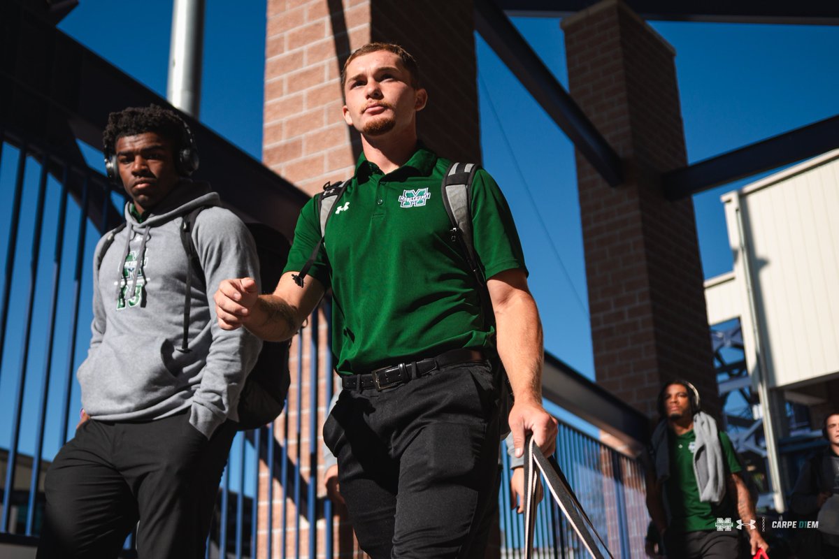 MercyhurstFB's tweet image. Less than one hour until kickoff.

#CarpeD1em