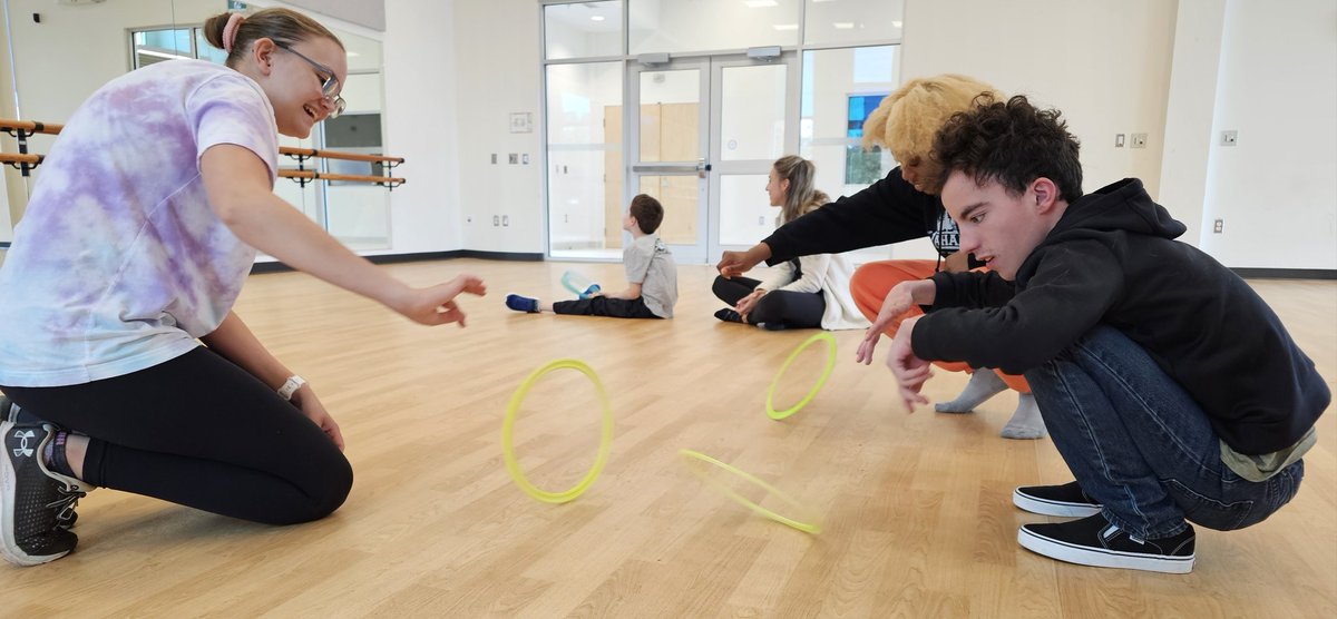 ParaPLAYHub's tweet image. We had an awesome time at #LearntoSledge and #LearntoDance today. 🎉🎉 Two of the great programs we offer at @eastersealsns. It was great to see our amazing kids and families again today. 😍🥰 Thanks to all of our volunteers, too, including my @DalHealth @Dal_HAHP students!! 👏👏