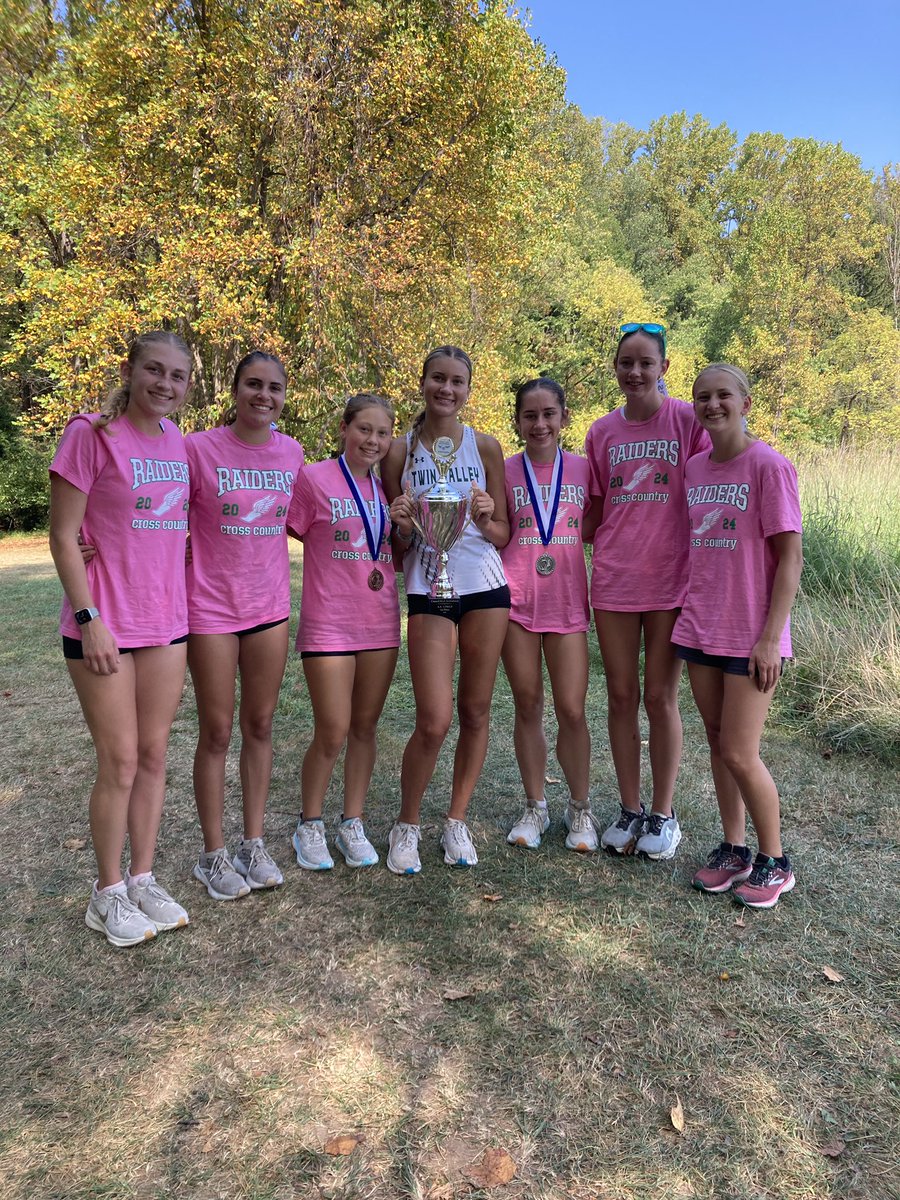 TVHS Girls Cross Country tweet media