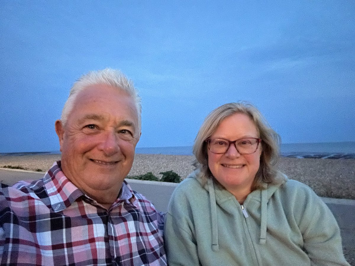 So lucky to have another day on the beach in September and sitting outside this evening. #Aldwick #Felpham