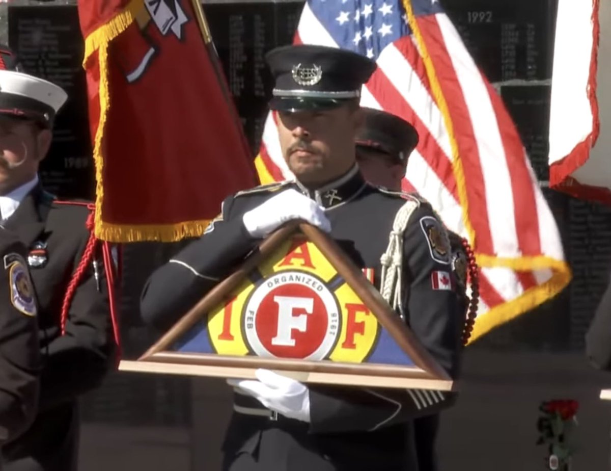 Fireguy540's tweet image. Thank you @BfesGuard for representing @BramptonFireES and @BPFFA1068 in Colorado Springs this weekend for the @IAFFofficial Fallen Firefighter Memorial.