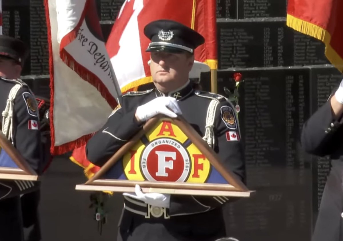 Fireguy540's tweet image. Thank you @BfesGuard for representing @BramptonFireES and @BPFFA1068 in Colorado Springs this weekend for the @IAFFofficial Fallen Firefighter Memorial.