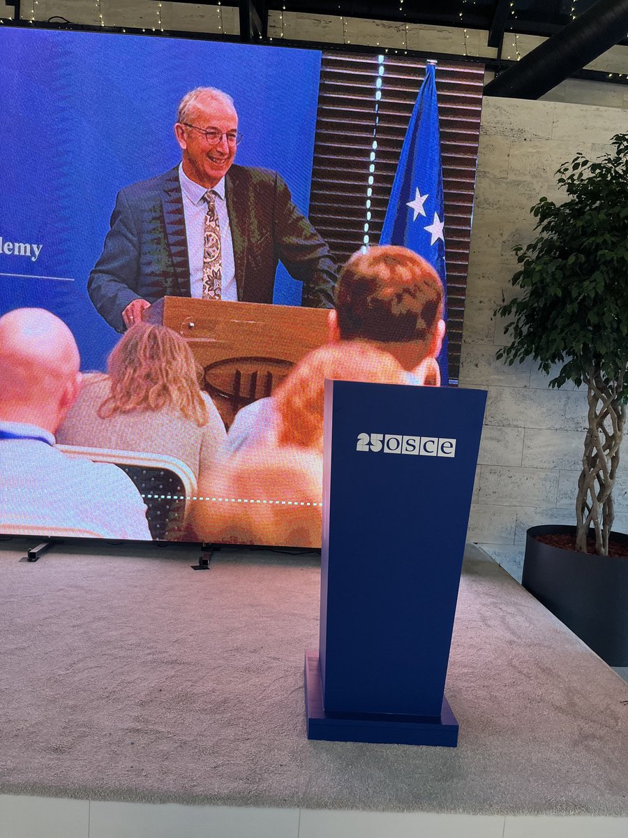 mhdport's tweet photo. Huge thanks as I leave the stage at the end of my mandate - to my brilliant ⁦@OSCEKosovo⁩ team &amp; to friends and supporters of the Mission both here in Kosovo and beyond - keep up the great work ! #OSCE https://t.co/DGQUrzy5Hk