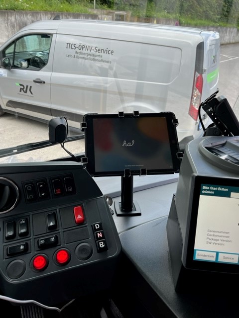 gripzo's tweet image. #iPad Pro tablet used for busdrivers in the bus here they see their routes and schedules. Gripzo security brackets make sure they are firmly secured and kept in place. Quick lock and release of the tablets is guaranteed #public transport #tabletmount