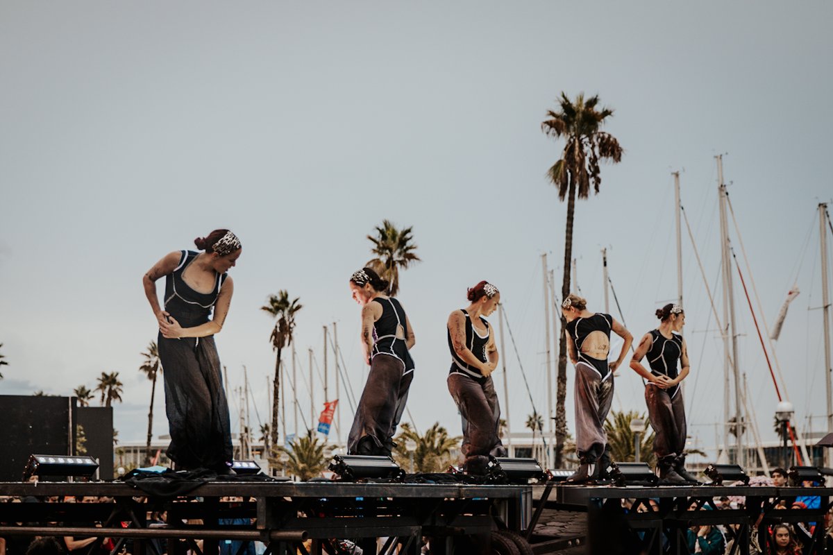La barcelonina <a href="/SolPicodanza/">Sol Picó</a> està d'aniversari i el celebra amb nosaltres en el #MACFestival!

Commemora 30 anys de carrera presentant "Carrer 024", un espectacle amb una posada en escena potent i emotiva.

El 22/09 i el 24/09, també hi haurà celebració!

lamerce.barcelona