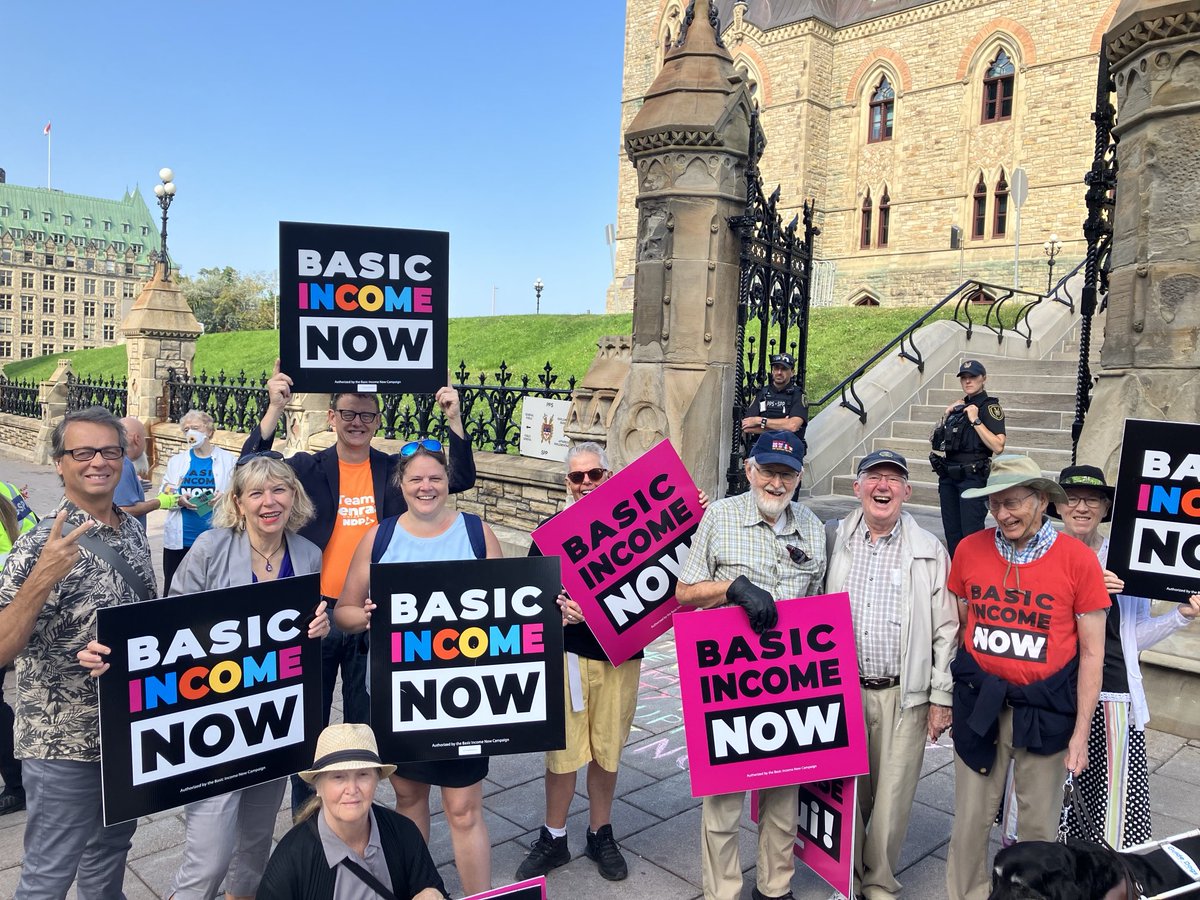 tm_kavanagh's tweet photo. I enjoyed participating in a rally to support #BasicIncomeNow at the gates of Parliament Hill just before @LeahGazan PMB was read in the House. We need to do everything we can to reduce the growing levels of poverty in #Ottawa & across Canada https://t.co/3idkxbigZl