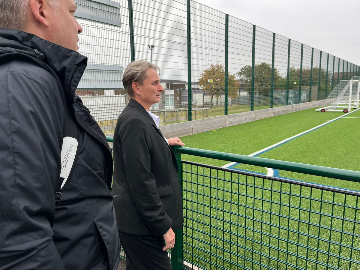 Pleasure to drop in to Perth Green this week to see the fantastic state of the art 3G football pitch thanks to support from <a href="/FootballFoundtn/">Football Foundation</a>

Huge thanks to Ian at Perth Green for showing me around.