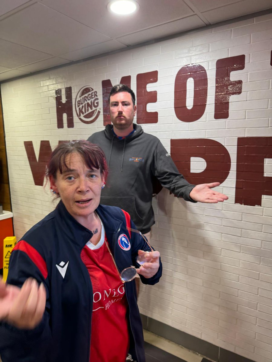jasonweir11's tweet photo. @DorkingWDRS @BurgerKing https://t.co/iMEskLSSWW