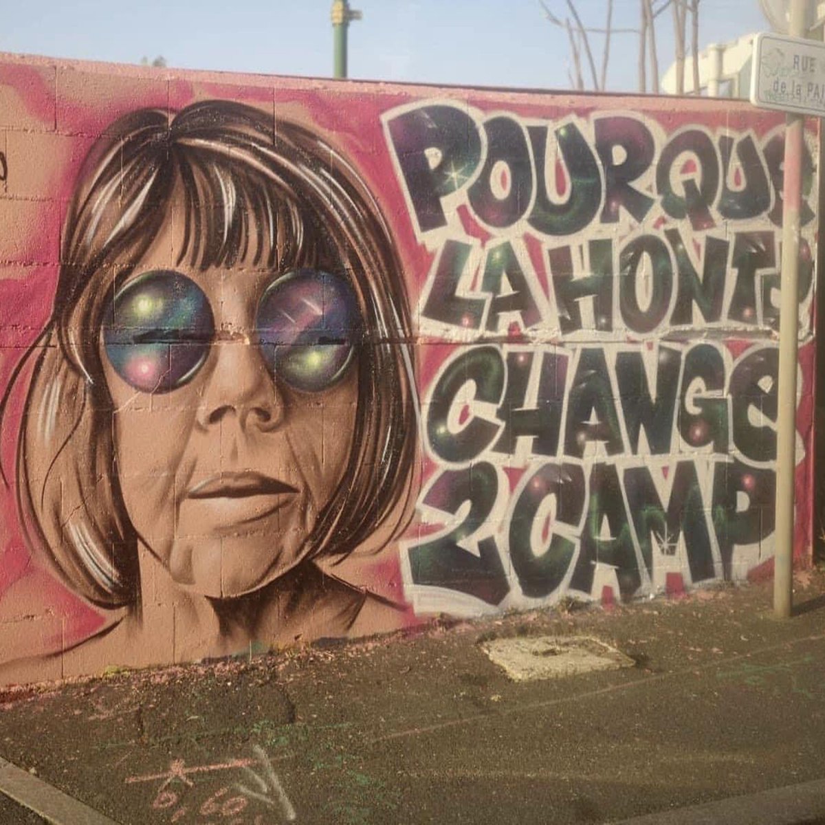 job_dignity's tweet photo. Gisèle Pelicot, incarnation de la dignité et du courage ... Oeuvre de #Macadessine #Mazan #MeToo #SoutienAuxVictimes
#MeTooHomeless #Homeless #JobDignity https://t.co/Sunsuxj85G