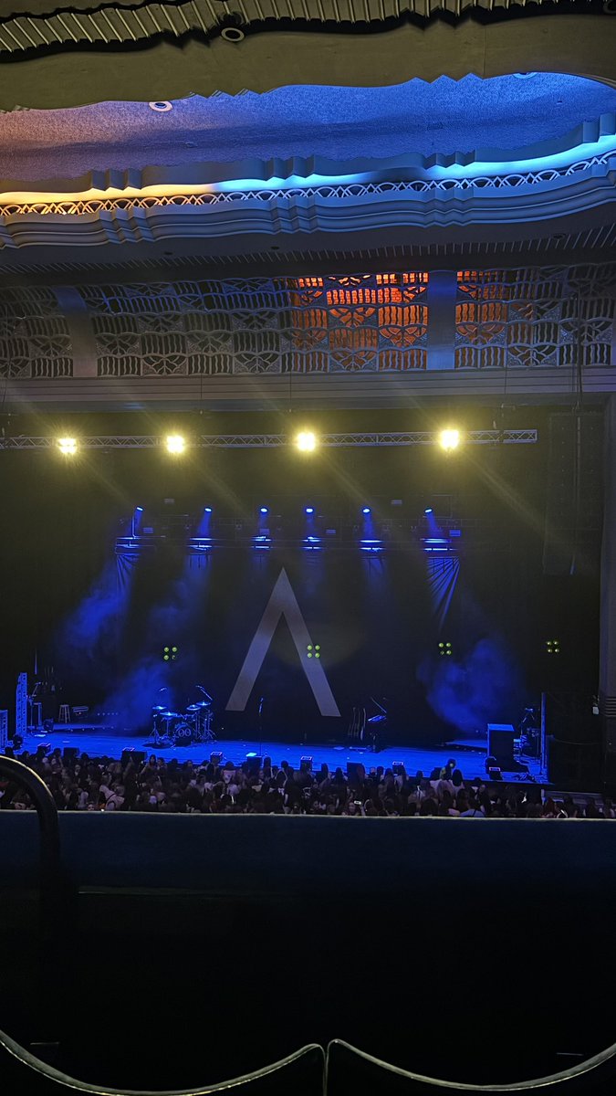 xsarahrxse's tweet photo. 🩷🤍 @TheVampsband https://t.co/62XhZwPYbN