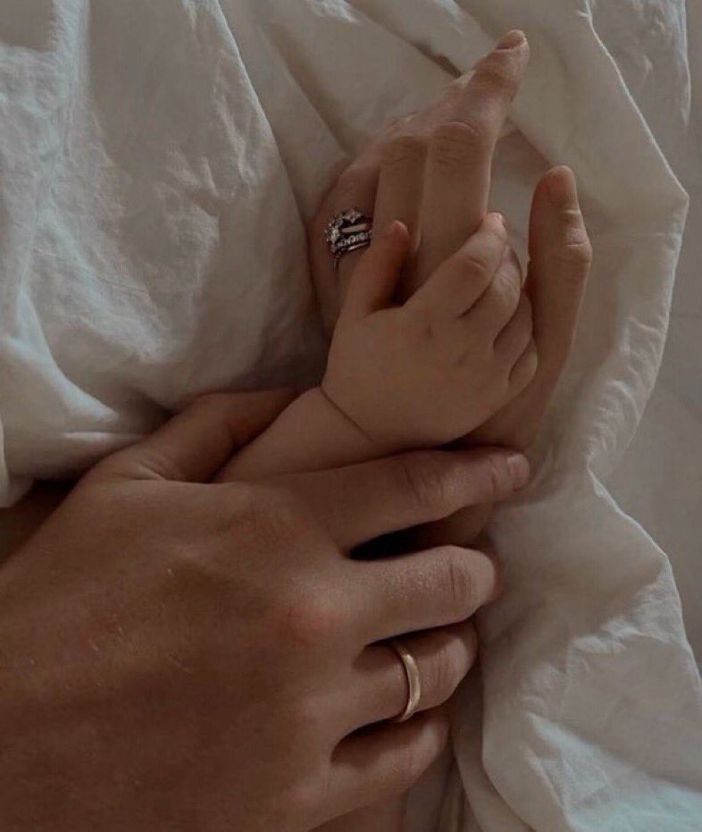 𝑂𝑛𝑒 𝑑𝑎𝑦 ❤️