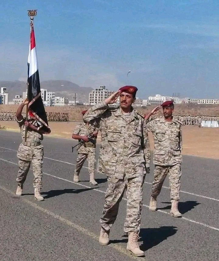 الشهيد القائد اللواء الركن /#صادق_مكرم

facebook.com/61553635941941…