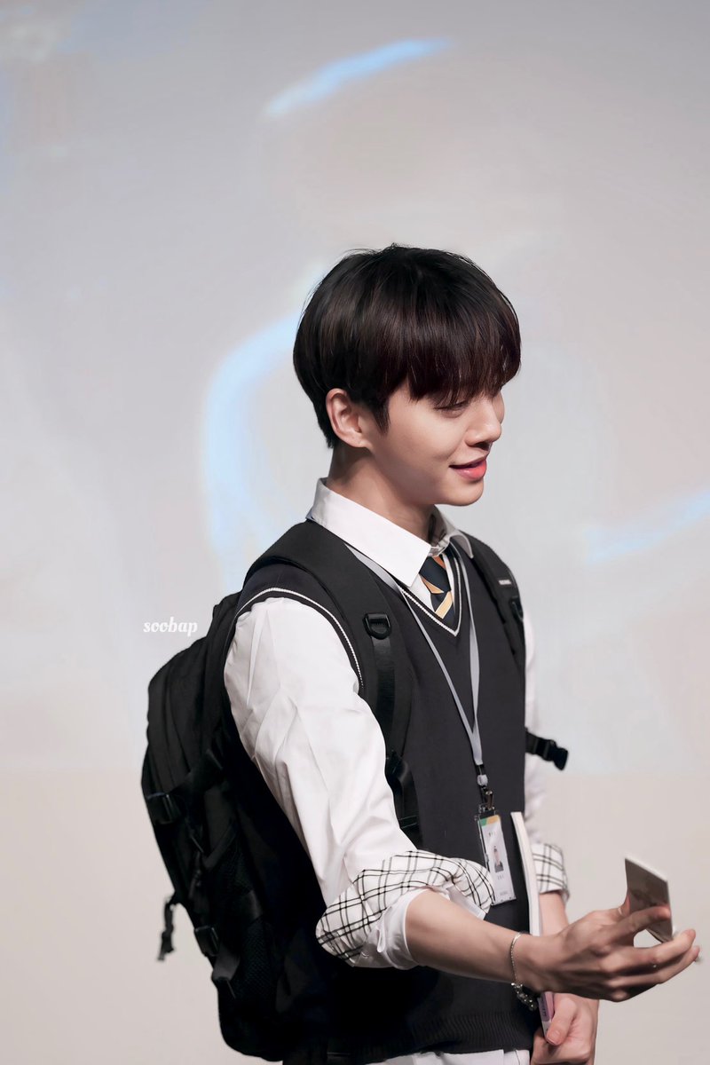 수밥 tweet media