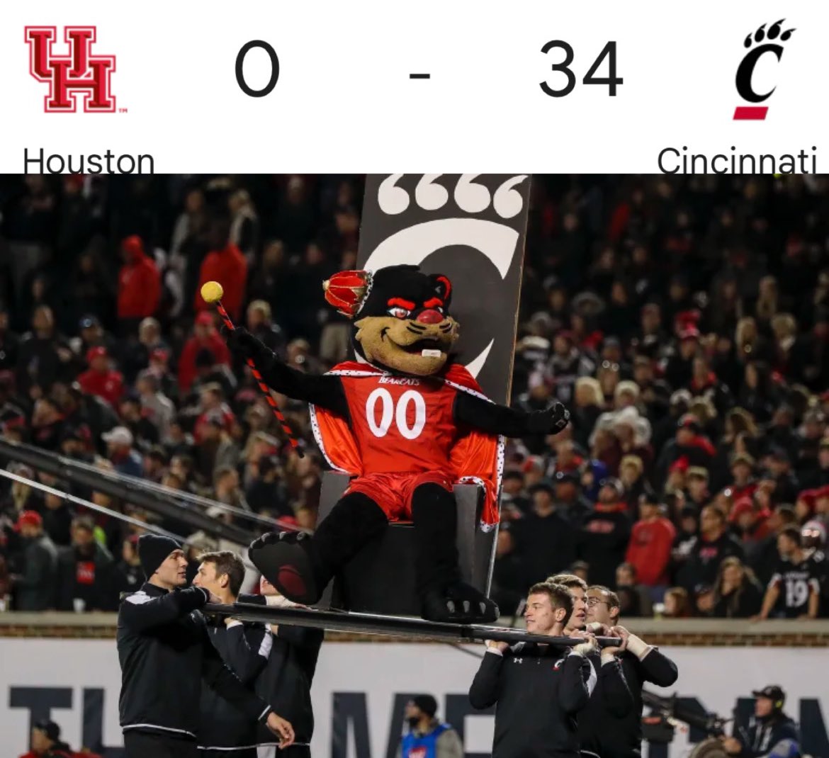 Ok Bearcats we see you 👀 <a href="/UCBarstool/">Barstool Cincinnati</a>