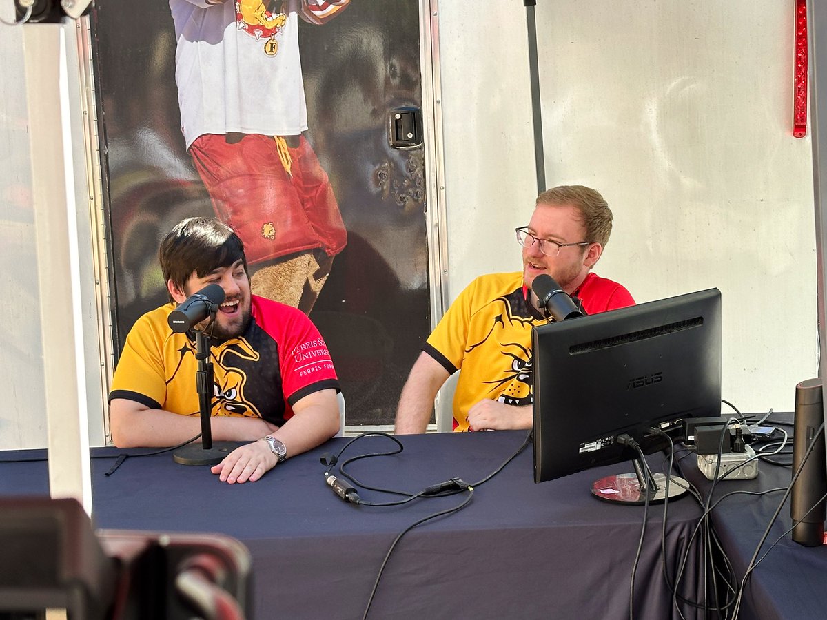fsuesportsprod's tweet photo. Behind the scenes of producing the B-stage stream of the Super Smash Bros tournament at Confluence Festival in downtown Grand Rapids! https://t.co/NYzwp0vZzV