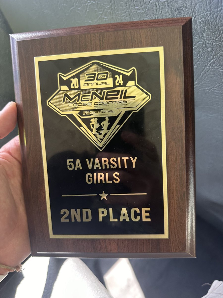 Cedar Park Cross Country (@cphs_cctf) on Twitter photo Great racing in the heat from the Timberwolves. Varsity girls bringing home some more hardware!!!
#onepack #packrunning
<a href="/CoachQCPProud/">Coach Q</a> <a href="/coach_pearce/">Phillip Pearce</a> <a href="/CPHS_Sports/">CPHS Sports</a> <a href="/CPHSNews/">CPHS News</a> <a href="/var_austin/">VAR</a> Great racing in the heat from the Timberwolves. Varsity girls bringing home some more hardware!!!
#onepack #packrunning
<a href="/CoachQCPProud/">Coach Q</a> <a href="/coach_pearce/">Phillip Pearce</a> <a href="/CPHS_Sports/">CPHS Sports</a> <a href="/CPHSNews/">CPHS News</a> <a href="/var_austin/">VAR</a>
