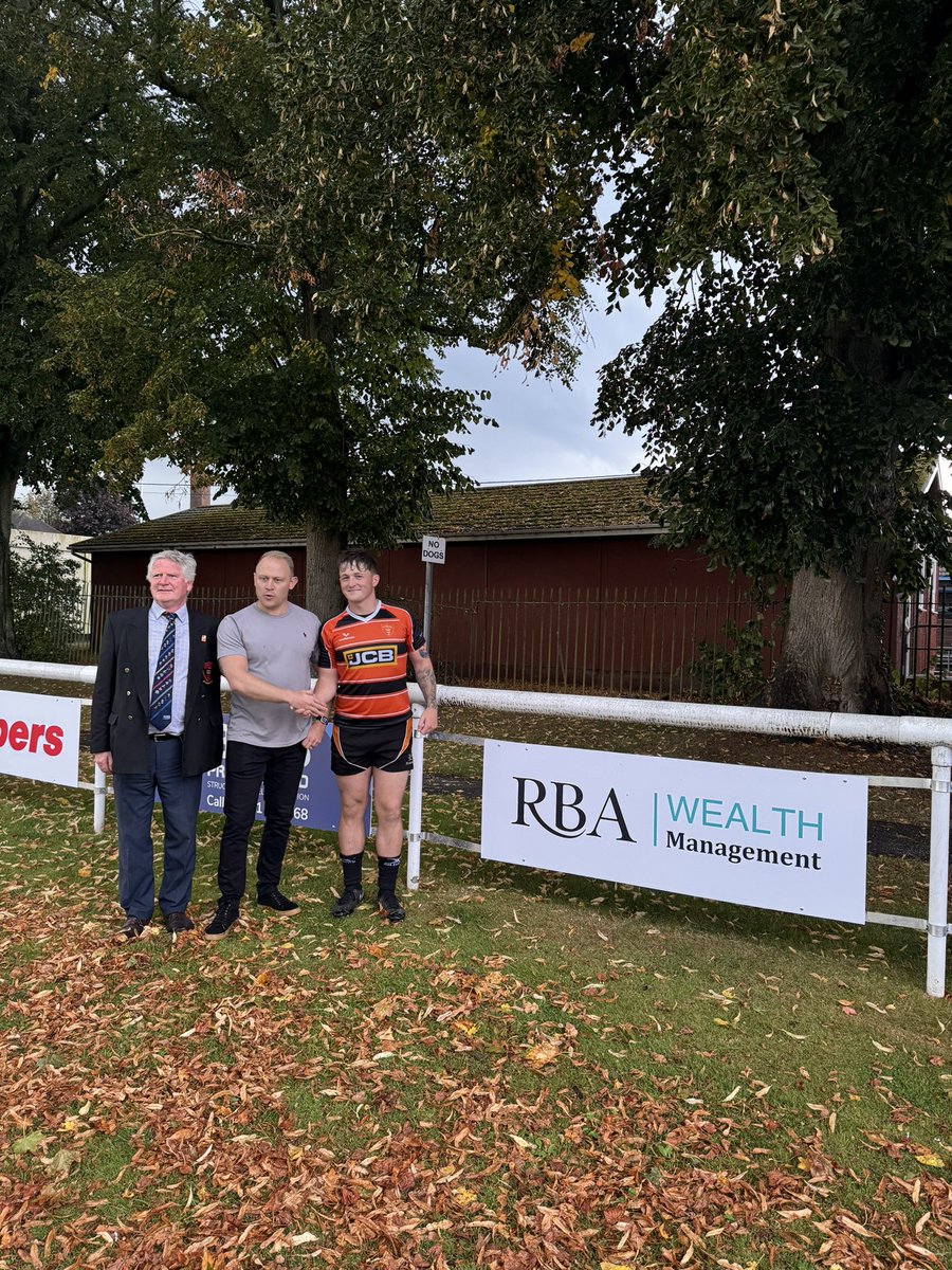 ELEVEN (11) tries in some biblical weather saw Uttoxeter beat Burton III emphatically today at a busy Oldfields. 
A huge thanks to match day sponsors, RBA Wealth Management, who chose winger Harry Lunn as the Man of the Match! 🧡🖤 #floreat