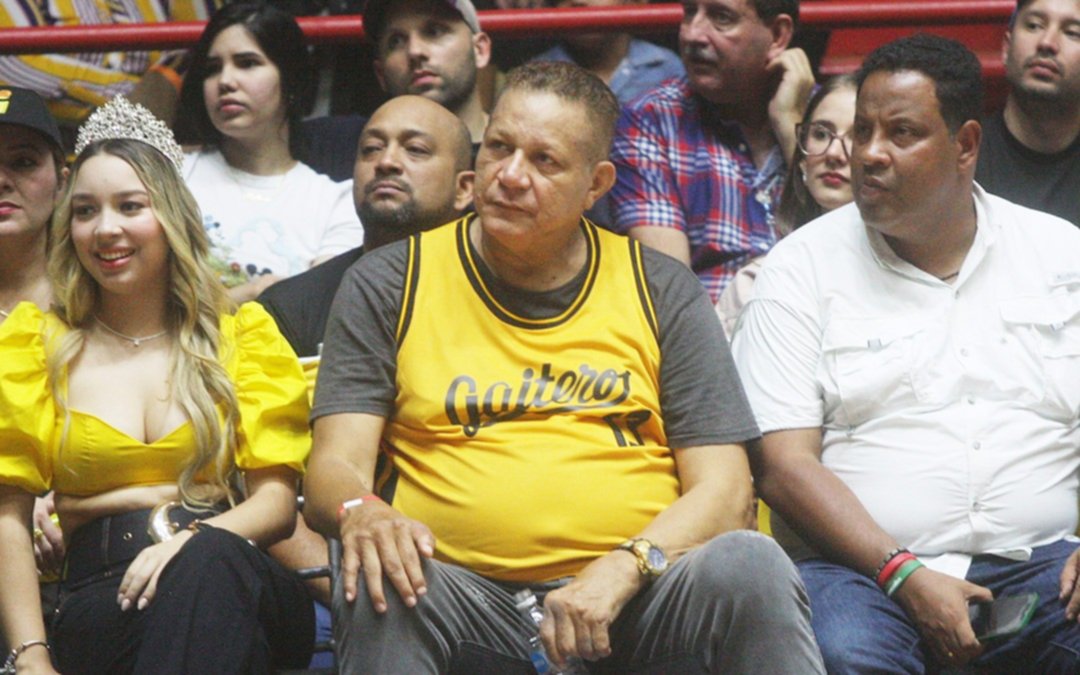 Ivan_baloncesto's tweet image. 🚨 INFORMACIÓN IMPORTANTE🚨

Luego de ponernos en contacto con fuentes allegadas a Gabriel "Jabao" Estaba nos confirman que es completamente falso el rumor que anda corriendo en las redes sobre su muerte. 

Por favor difundamos la noticia 🙏