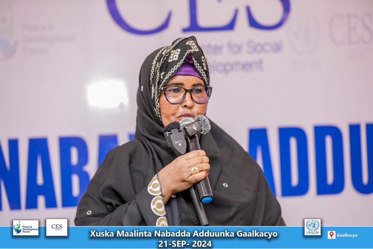 PDFSomalia's tweet photo. Minsters, Governors, Members of Parliament, and Mayors from both Puntland and Galmudug attended the World Peace Day commemoration in Galkacyo. Their presence highlights the commitment to unity and lasting peace in the region. 
Organized by @pdfsomalia and supported by @UNSomalia https://t.co/b4hfN6xIk6