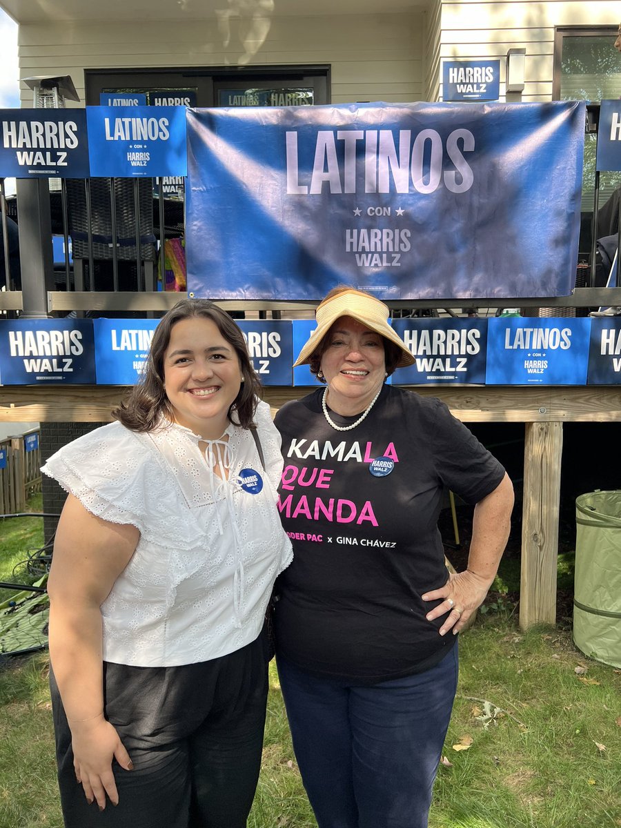 michelleavillgs's tweet photo. Had a great time launching a Latinos @ConHarrisWalz canvass this morning in Arlington, VA! Early vote is off to a great start in Virginia! 

Con Kamala si se puede! 💃🏽❤️ https://t.co/vrvVhk6NoF