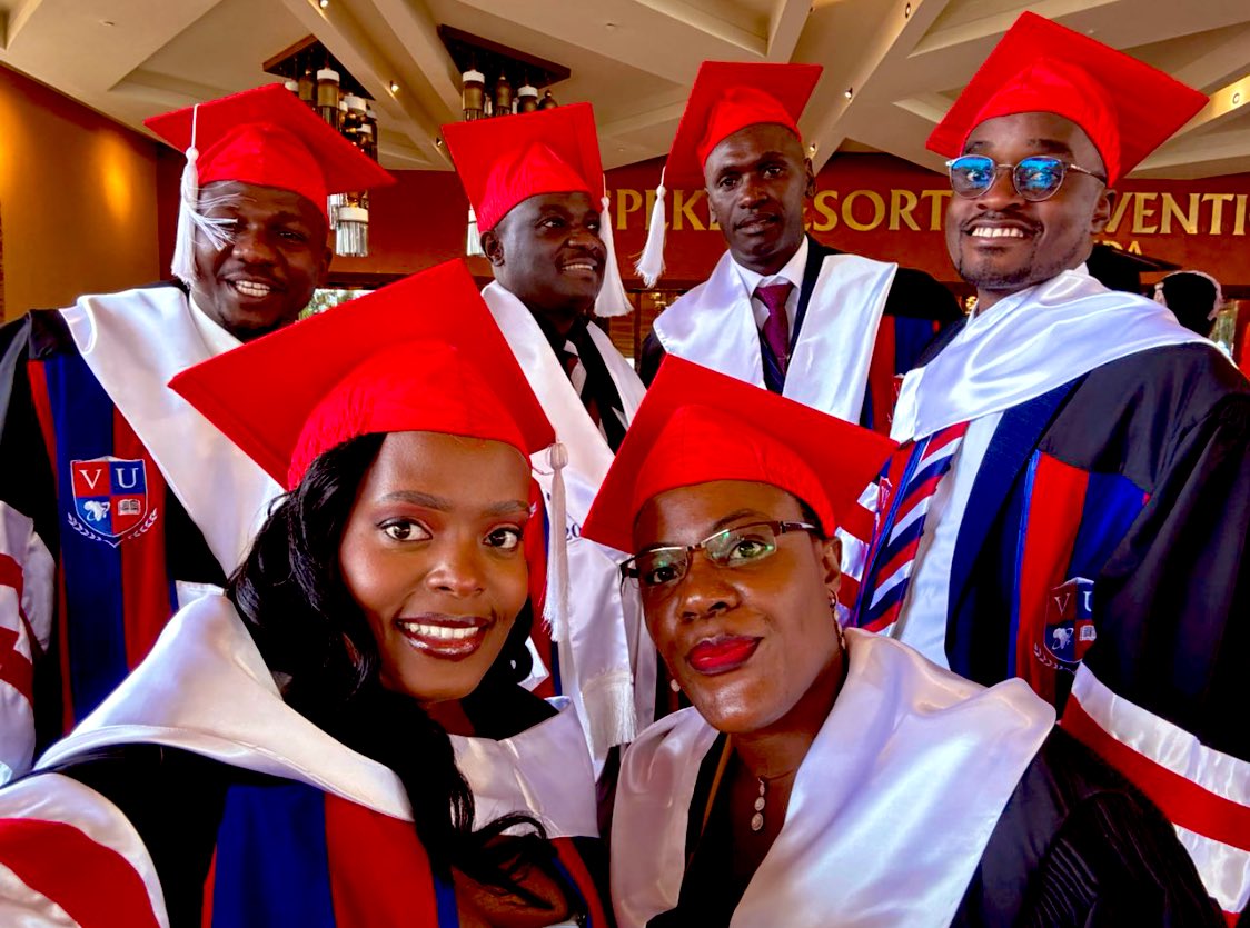 DoreenShane7's tweet photo. Victoria University graduation was massive. Proud to be part of this, and mostly congratulations to our dear students. https://t.co/pf98C1S9DU