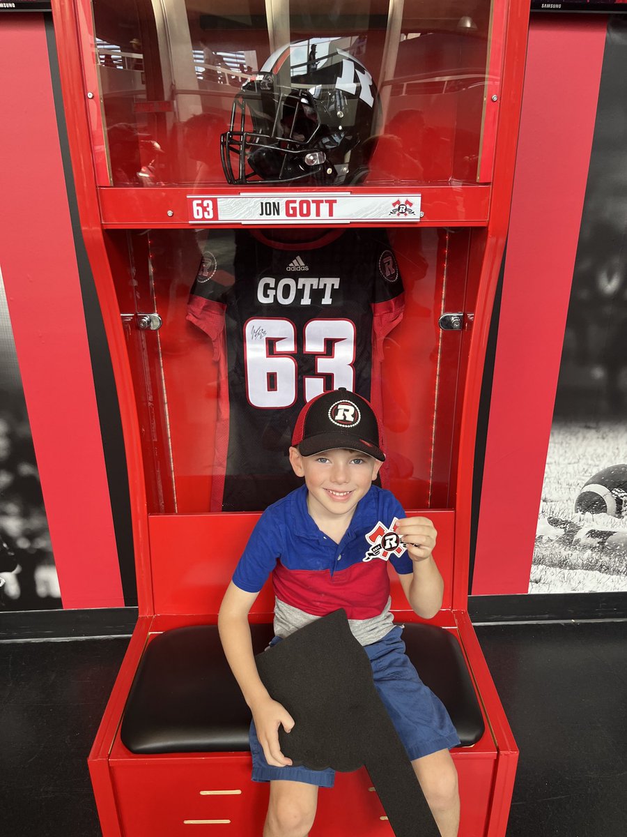 One “Gott” supporting another ⁦<a href="/REDBLACKS/">Ottawa REDBLACKS</a>⁩ Gott