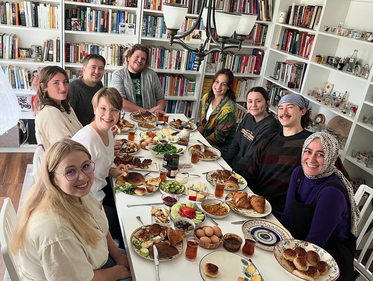 Happy new academic year! I am teaching an intro to astronomy course this term, and have amazing students ❤️ I had a meeting with my group, many great results are on the horizon 🥳 I finished this busy week with a brunch with my group. Here’s to many more memories and successes!