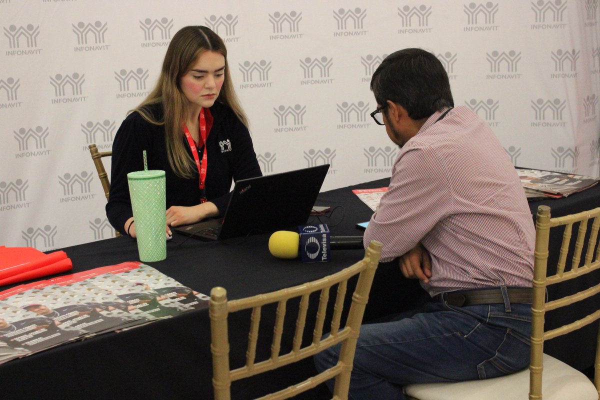 jorgeaborbons's tweet photo. El equipo @Infonavit ya se encuentra brindando la atención necesaria a todos nuestros derechohabientes en la #ExpoMateriales👷🏼♂️ en #ExpoForum #Hermosillo #Sonora🏜️ https://t.co/G0DpsO36Bf