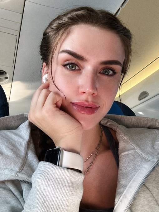 Back home ? https://t.co/QM8Kdqy9Yu