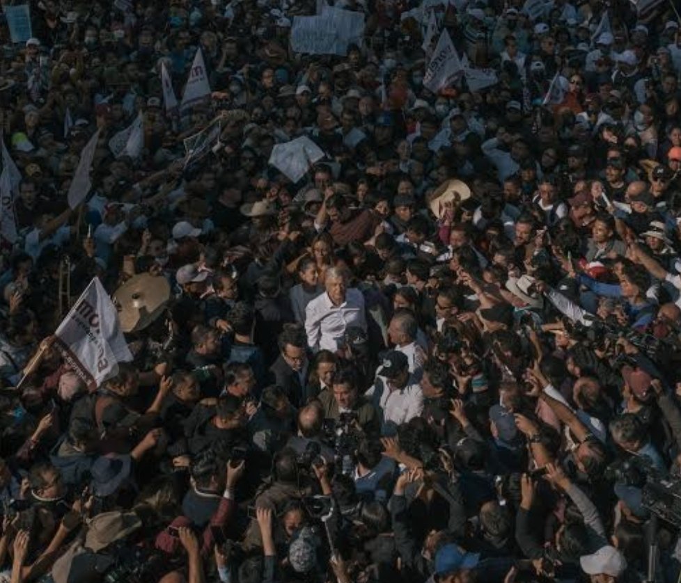 #GraciasAMLO 
🚨 RT MASIVO
Si Suscribes que esta es la mejor foto del Sexenio de AMLO...