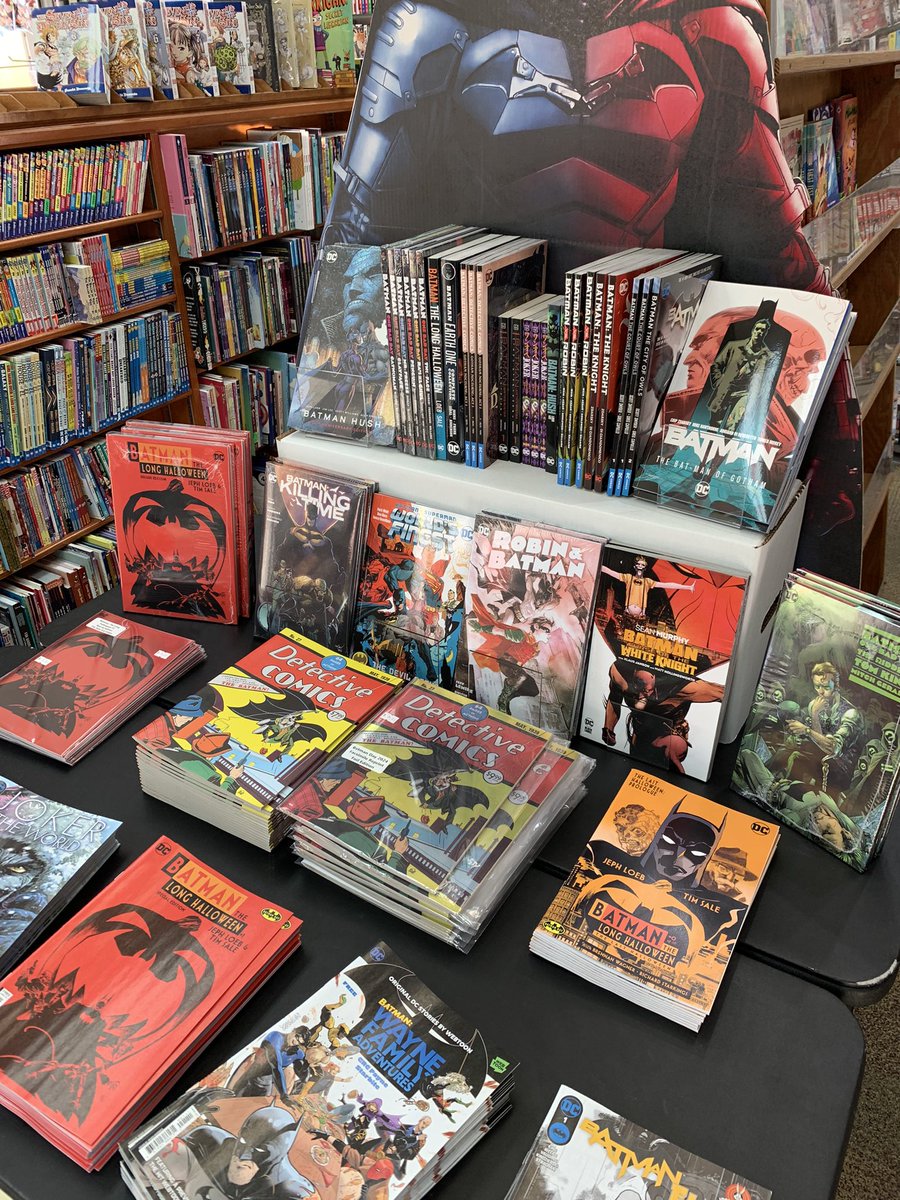 oxfordcomics's tweet photo. Did you know it’s #BatmanDay2024 ? To celebrate we’re having a sale on all our Batman comics and graphic novels! Save 15% off all day long, no code needed 😎 https://t.co/H0UodWUWwO