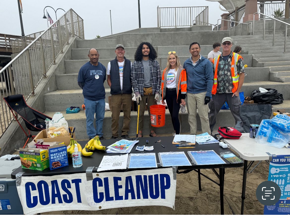 CaltransD5's tweet photo. A successful #CleanCA event this morning at Pismo Beach Pier in San Luis Obispo County with @CaltransD5 staff and #ECOSLO as part of #CoastalCleanupDay
Many gathered to pick up litter and debris near our waterways.
@CaltransHQ #CleanWaterCA https://t.co/qiyekoyYuP