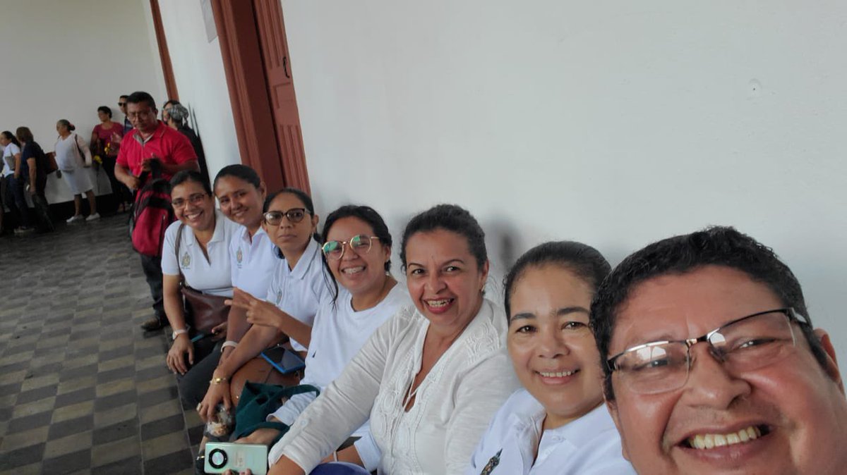 En conmemoración al 68 aniversario del Tránsito a la Inmortalidad del Héroe Nacional Rigoberto López Pérez,  la UV Denis Silva participó de la guardia de Honor y Ofrenda Floral en el Centro Cultural.

#AmoraNicaragua 
#UVDenisSilva