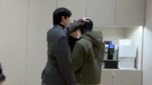 itsjakeday's tweet photo. ＿               Heeseung 

　　　  　／＞　  フ
　　　 　 | 　_　 _l
　 　 　／` ミ＿xノ              Jake
　　   /　　　 　 |
　　 /　 ヽ　　 ﾉ             ╱|、
　   │　　|　|　|             (˚ˎ 。7
 ／￣|　　 |　|　|             |、˜〵
 | (￣ヽ＿_ヽ_)__)           じしˍ,)ノ https://t.co/8XlS3kANlt
