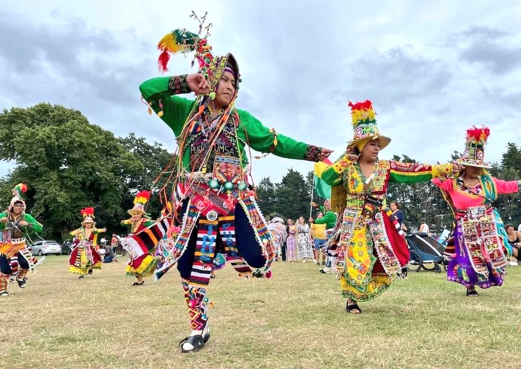 madeinbolivia's tweet photo. See you all tomorrow at #HackneyCarnival ✨🎊
Please cheer on the thousands of dancers, artists, performers who will bring all their energy in a party of culture and community.
I'm dancing with Tinkus Puros- a stunning Bolivian indigenous dance that celebrates community and our Pachamama 🇧🇴 ♥️ 🌿🌎