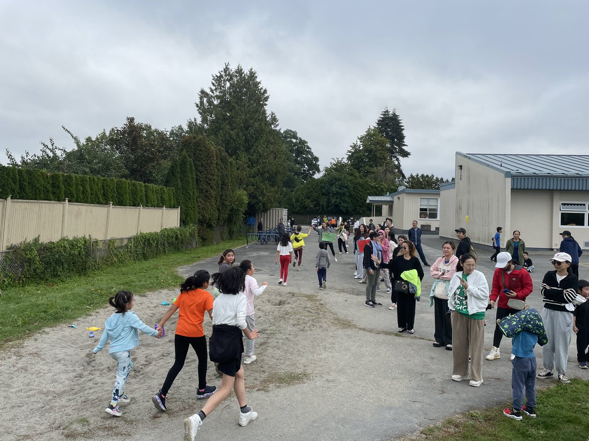 Thompson Elementary tweet media