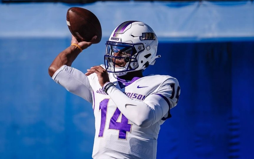 NCAAF Nation (@ncaafnation247) on Twitter photo Week 4 Performance
QB Alonza Barnett III - JMU
• 388 Passing yards 5 TDs
• 99 Rushing yards 2 TDs Week 4 Performance
QB Alonza Barnett III - JMU
• 388 Passing yards 5 TDs
• 99 Rushing yards 2 TDs
