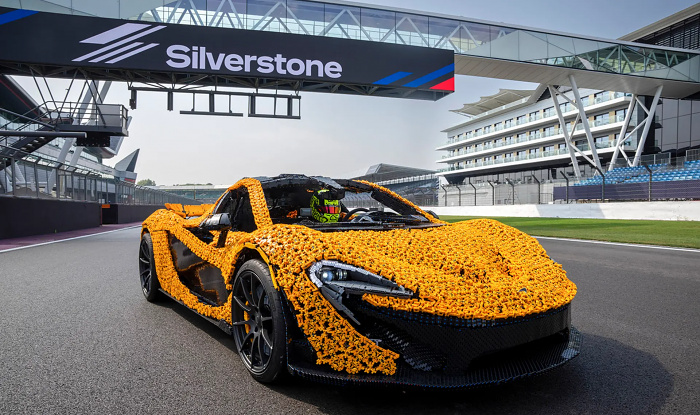 Полноразмерная модель McLaren P1 из деталей Lego разогналась до 64 км/ч dlvr.it/TDWpNt